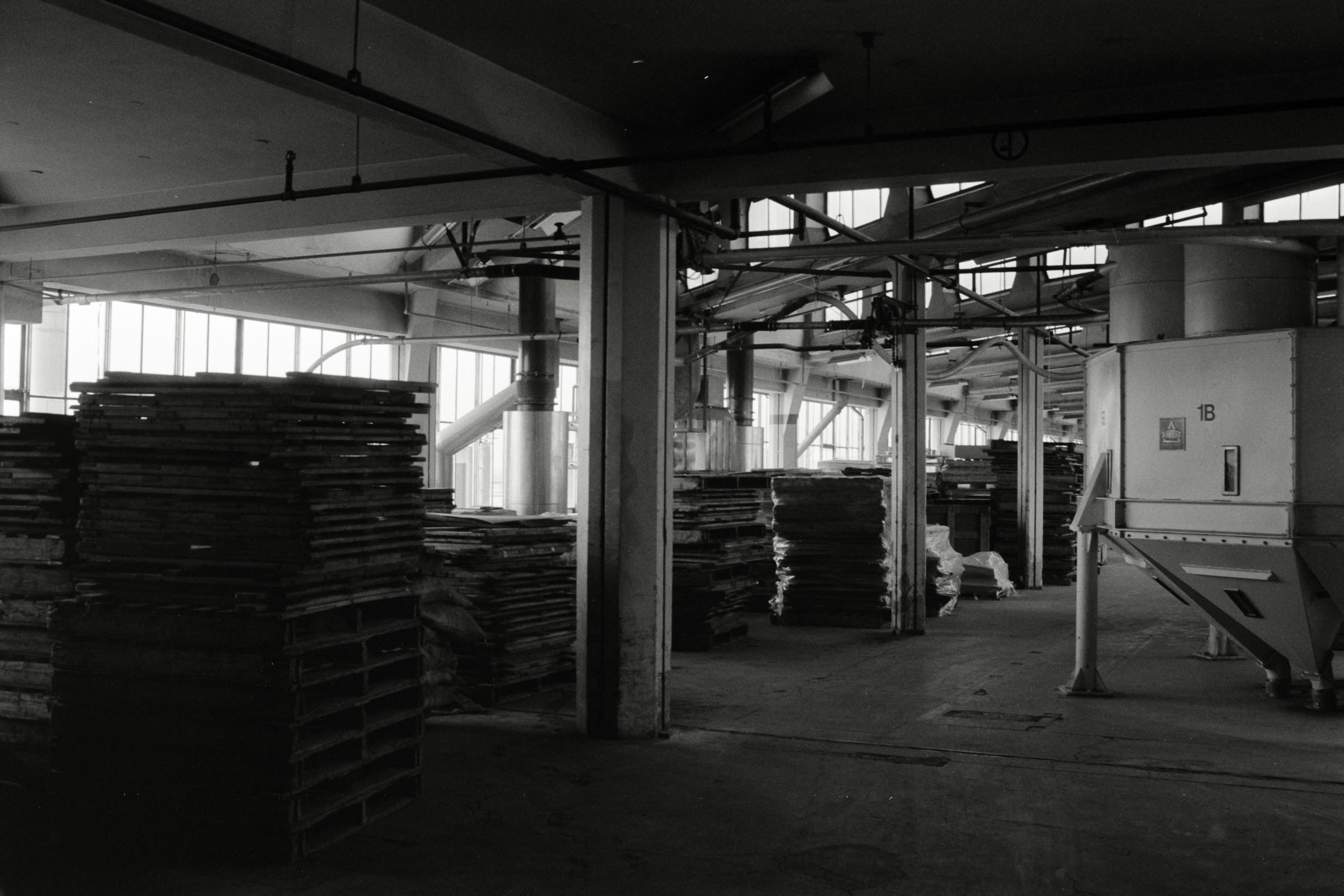 AHP F1992 06 003 sc250507 img21 NLP